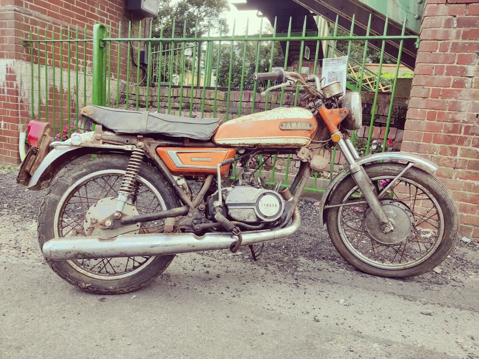 1971 Yamaha R5 - Barn Find Bikes